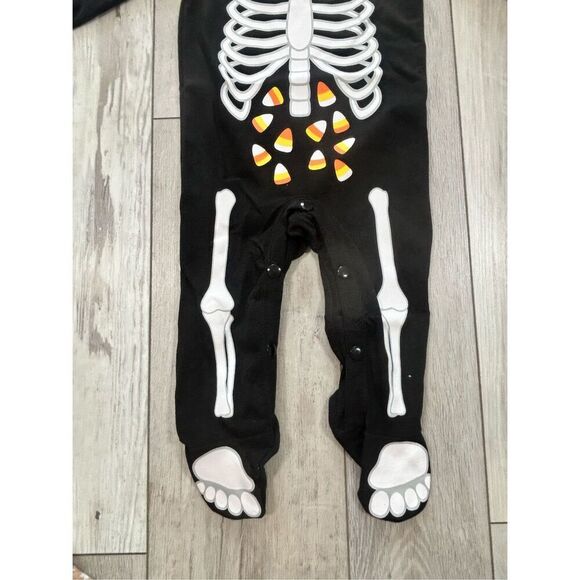 Modern Hero Baby Skeleton with candy corn in the belly two piece Halloween costu - Picture 5 of 10